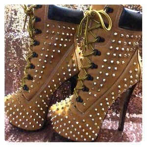 Diamond Studded platform boots